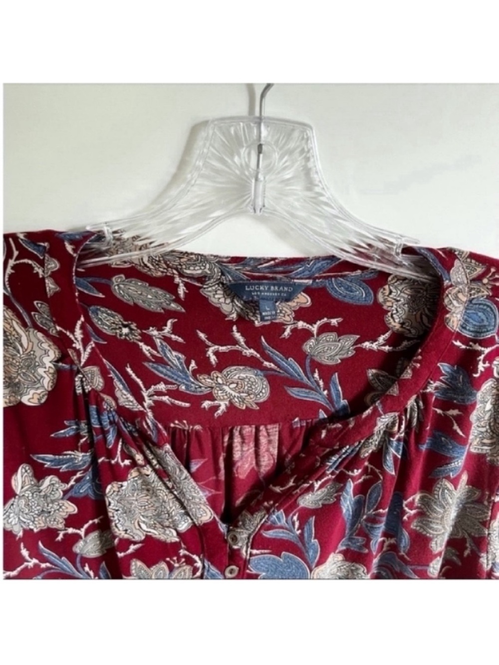Lucky Brand henley shirt burgundy red floral blue paisley boho split neck - Picture 6 of 9